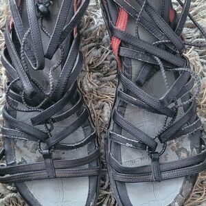 Jeep Black and Red Women's Sandals